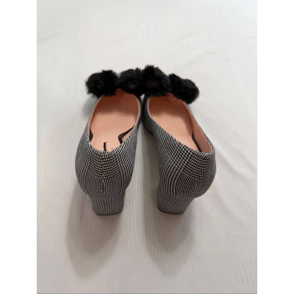 Kate Spade New York Women’s Carine Black White Pom Pom Heels Pumps Size 7 M - Picture 8 of 13